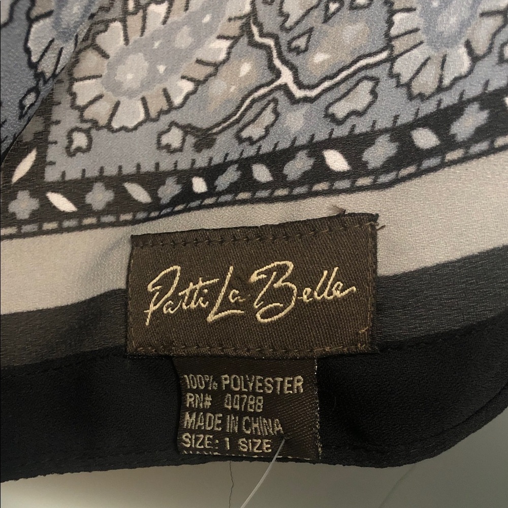 Elegant Paisley Print Poncho Wrap - Picture 3 of 6